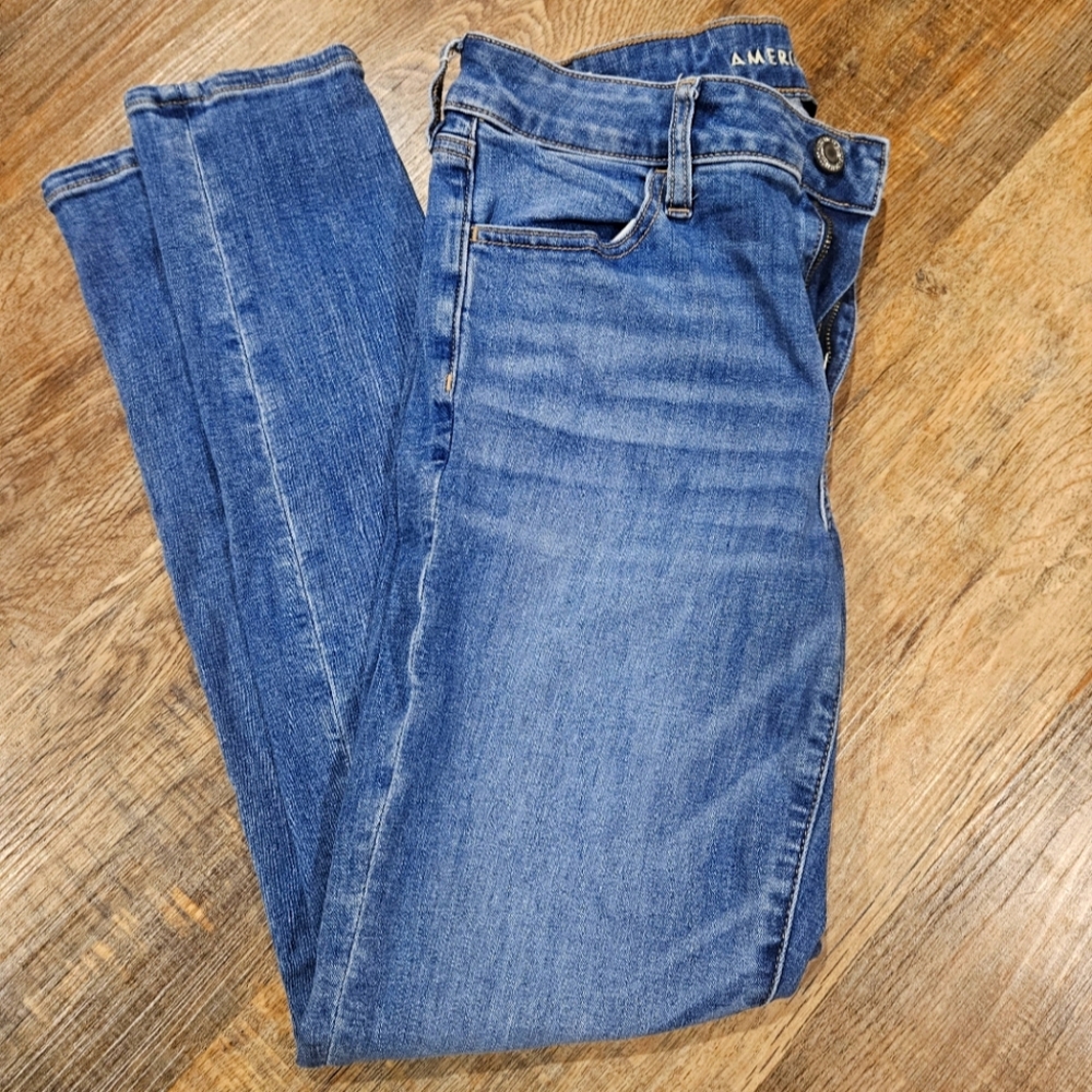American Eagle Cropped Skinny Jeans